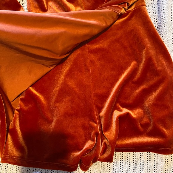 Urban Outfitters Velvet Romper - Picture 3 of 3